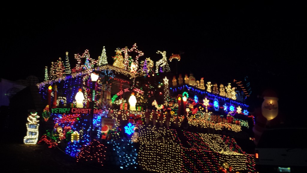 And the Winner for the 2nd Annual MSV Christmas Lights Contest is…